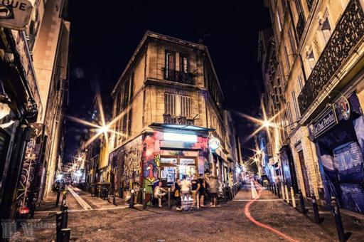 Quartier Le Plus Anime De Marseille "La Plaine Cours Julien "Chambre Avec Salle De Bain Wc Privee Integrees "Dans Appartement Marselha Exterior foto