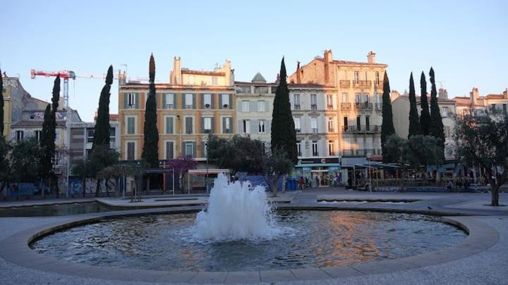 Quartier Le Plus Anime De Marseille "La Plaine Cours Julien "Chambre Avec Salle De Bain Wc Privee Integrees "Dans Appartement Marselha Exterior foto
