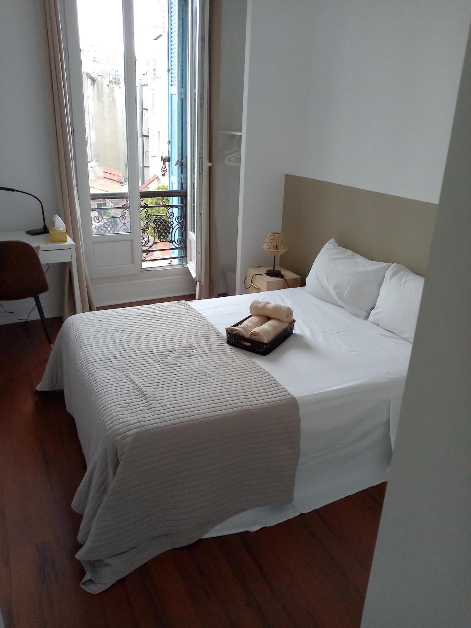 Quartier Le Plus Anime De Marseille "La Plaine Cours Julien "Chambre Avec Salle De Bain Wc Privee Integrees "Dans Appartement Marselha Exterior foto